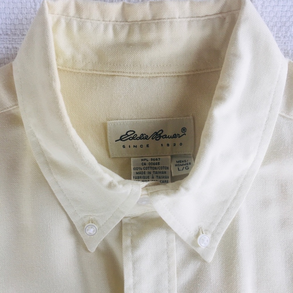 Men’s Eddie Bauer Full-Cut Button-Down Shirt.